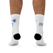 Load image into Gallery viewer, Pioneer Socks - white
